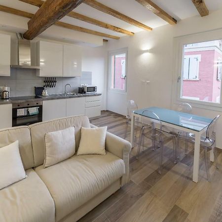 Realkasa Canonica Apartment Bologna Eksteriør billede