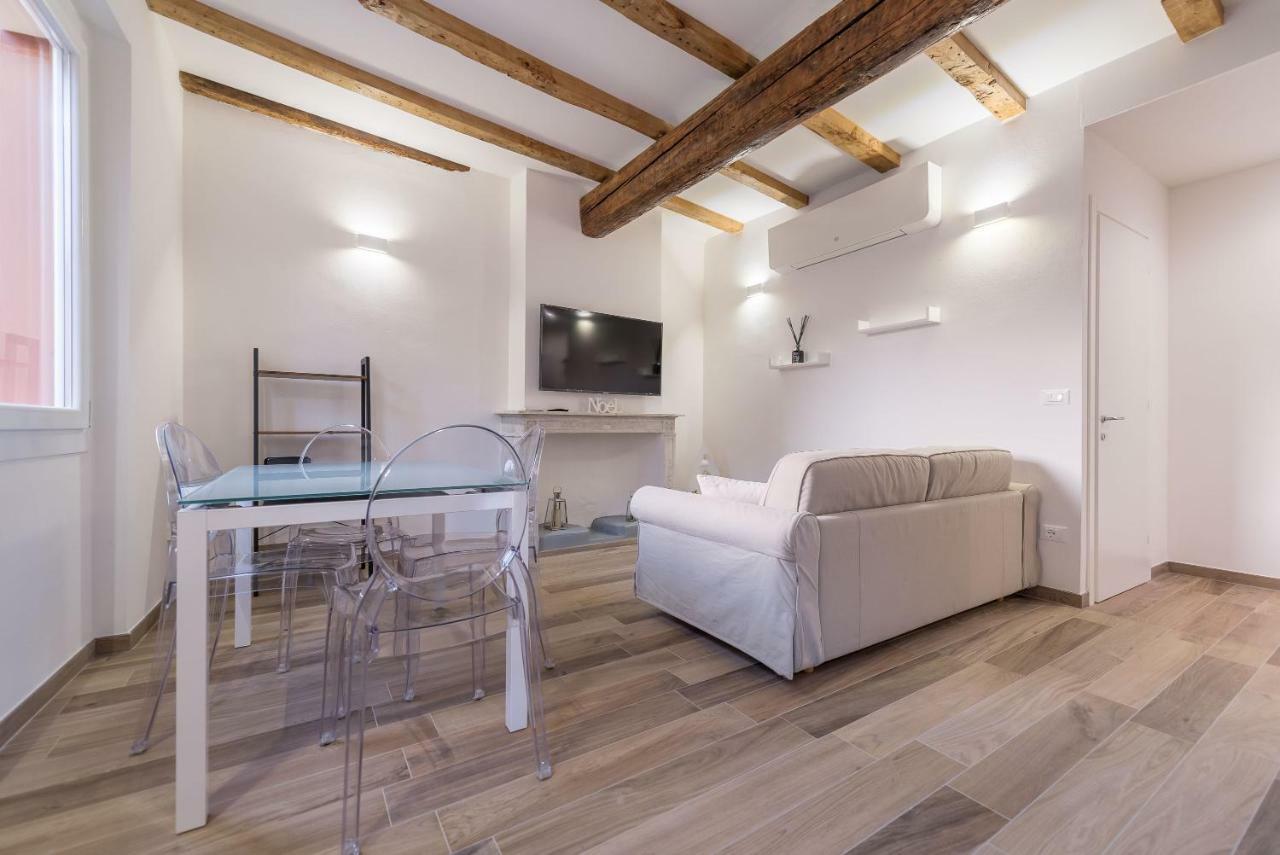 Realkasa Canonica Apartment Bologna Eksteriør billede